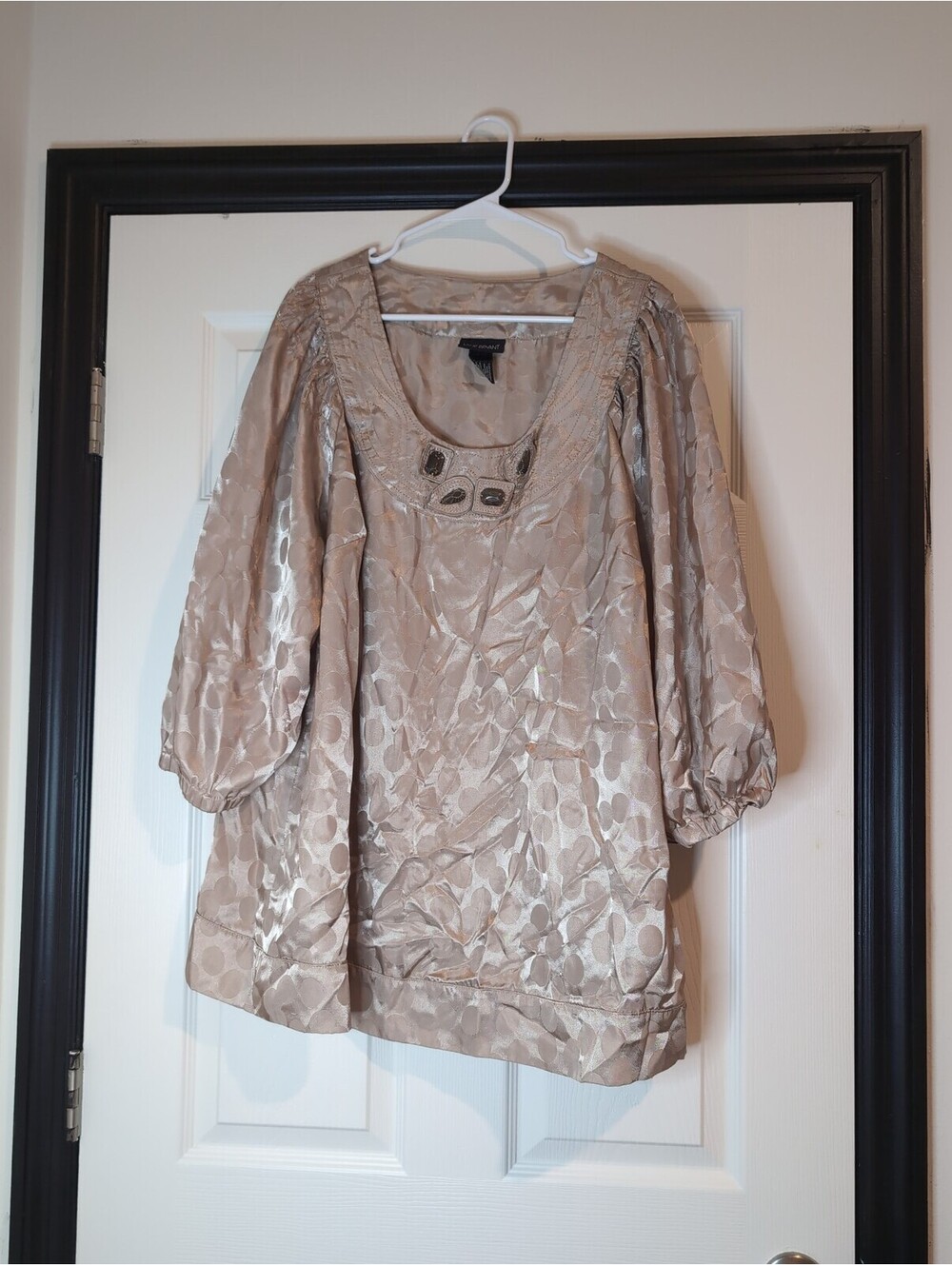 Size 22/24 lane Bryant tan polka dot blouse